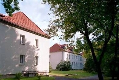 Wohnung zur Miete 550 € 3 Zimmer 69,6 m² 2. Geschoss frei ab sofort Leipziger Straße 38 Böhlen Böhlen 04564