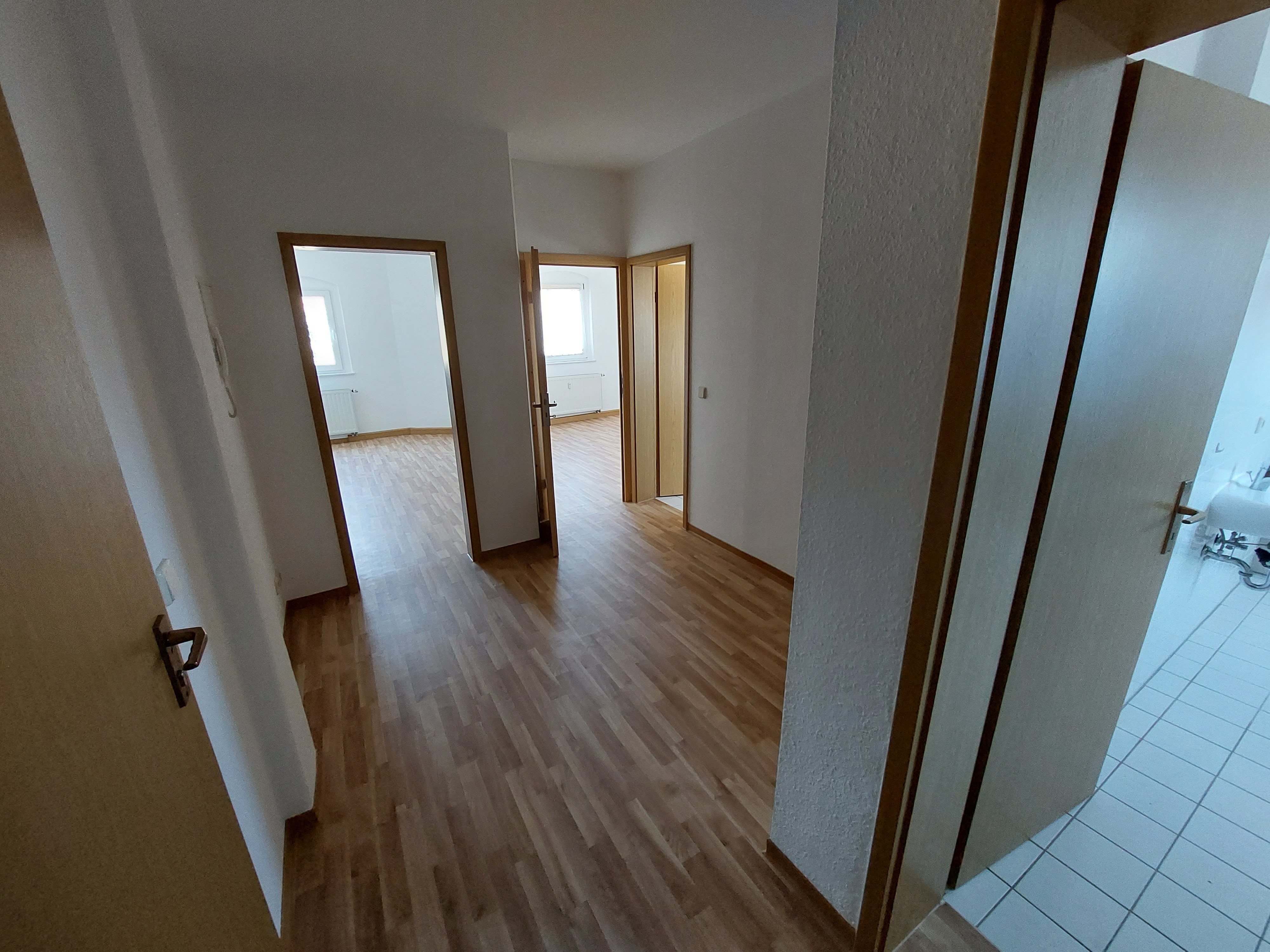 Wohnung zur Miete 250 € 2 Zimmer 48 m²<br/>Wohnfläche 2.<br/>Geschoss Döbeln Döbeln 04720