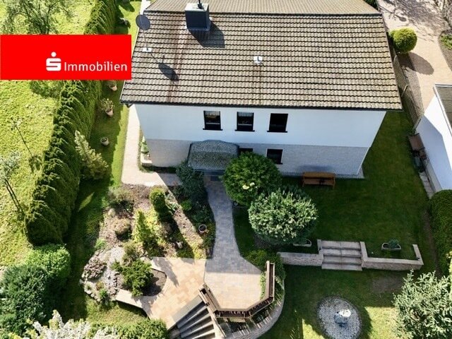 Einfamilienhaus zum Kauf 369.000 € 8 Zimmer 150 m²<br/>Wohnfläche 829 m²<br/>Grundstück Ab sofort<br/>Verfügbarkeit Am Ettersberg 99439