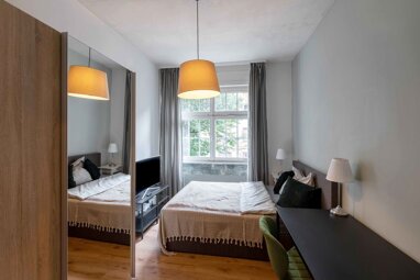 Wohnung zur Miete Wohnen auf Zeit 798 € 4 Zimmer 13 m² frei ab 05.08.2024 Rohmerstraße Bockenheim Frankfurt am Main 60486