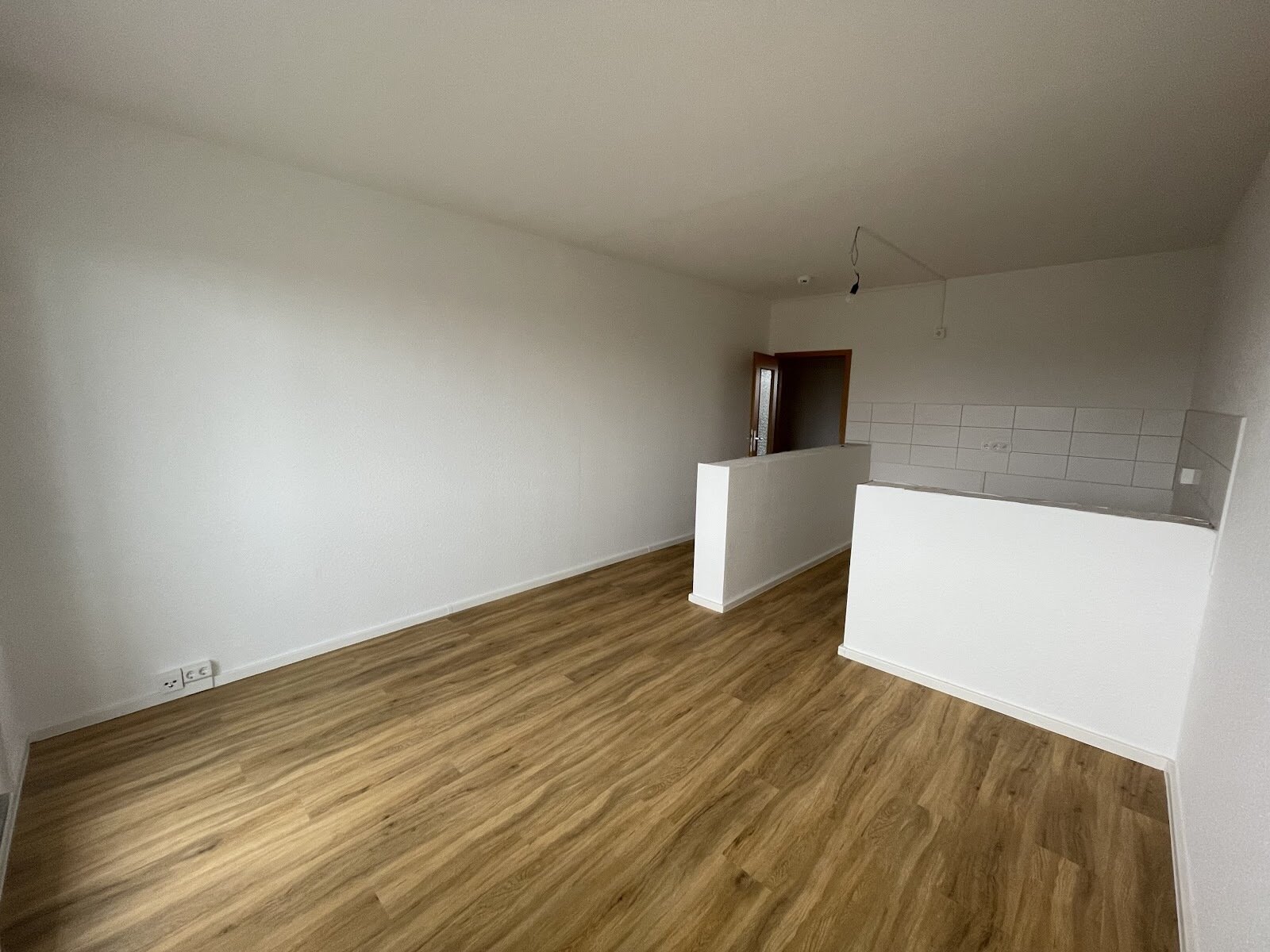 Wohnung zur Miete 373 € 4 Zimmer 70,3 m²<br/>Wohnfläche 3.<br/>Geschoss Wolfenbütteler Straße 5 Halberstadt Halberstadt 38820