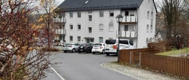 Wohnung zum Kauf 110.000 € 3 Zimmer 76,5 m² 1. Geschoss Fritz Jahn Strasse 6 Naila Naila 95119