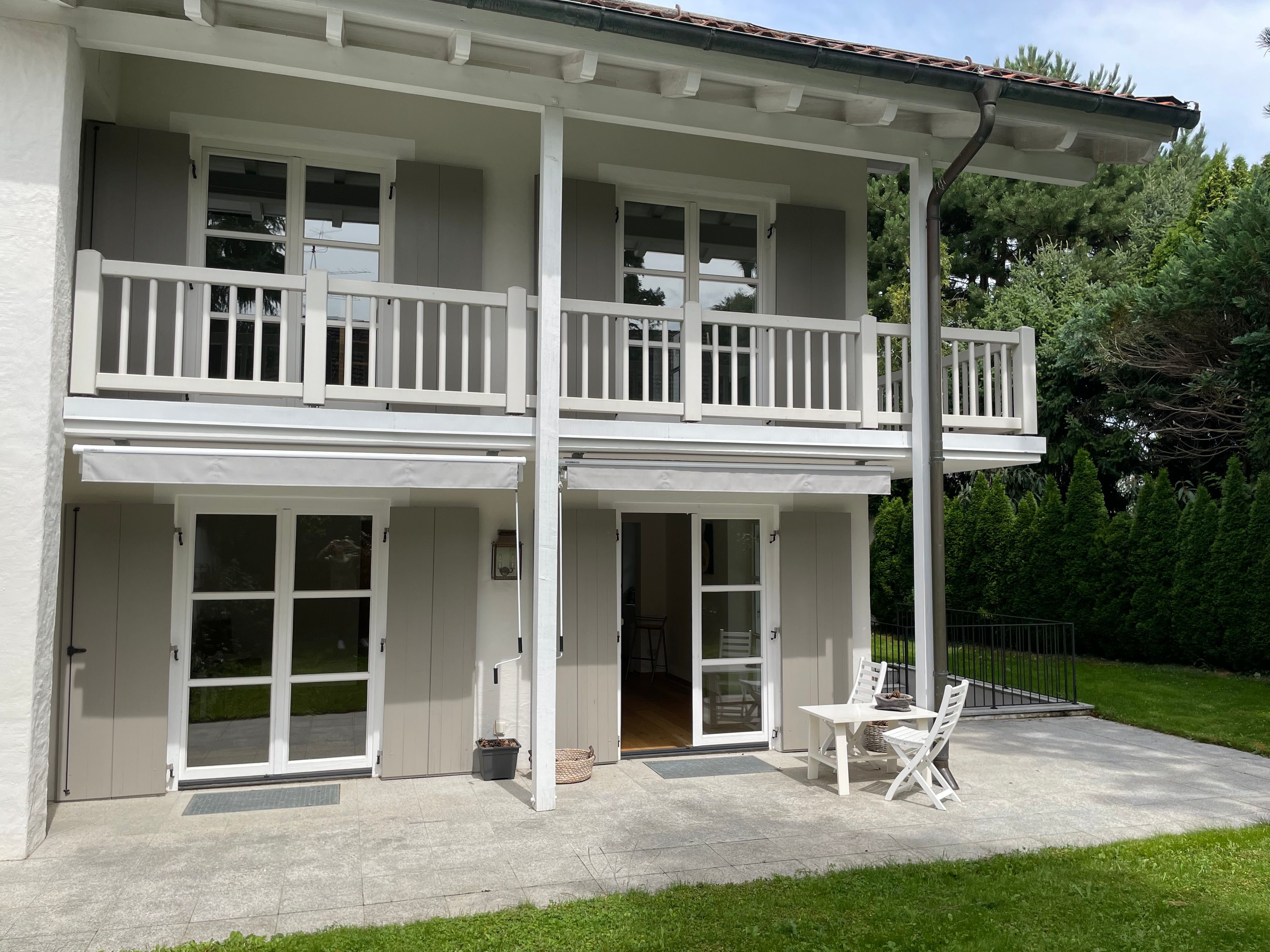 Doppelhaushälfte zum Kauf 1.690.000 € 4 Zimmer 130 m²<br/>Wohnfläche 450 m²<br/>Grundstück Ab sofort<br/>Verfügbarkeit Grünwald Grünwald 82031