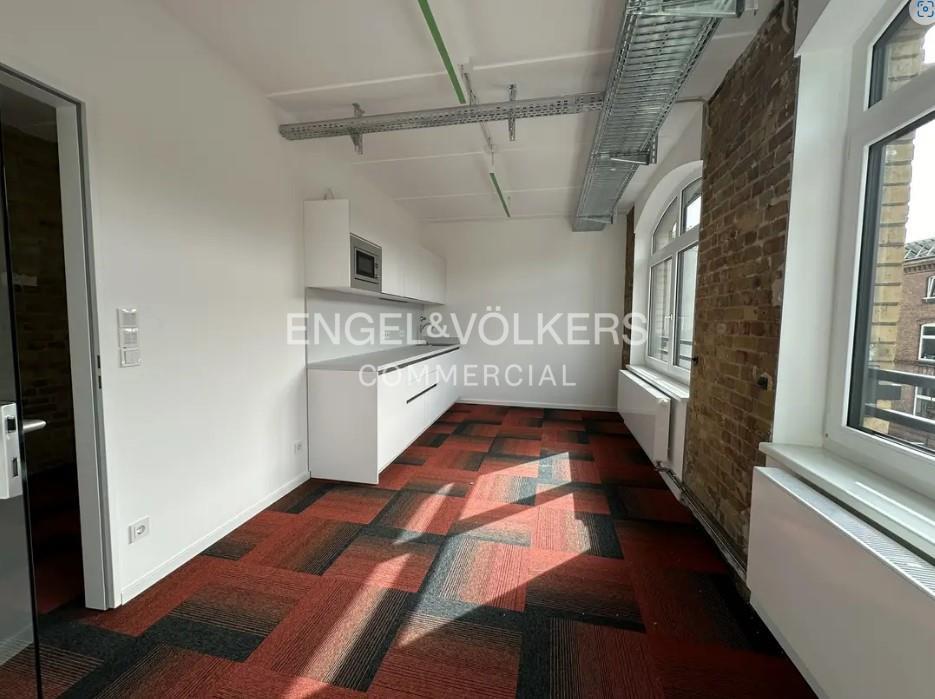 Büro-/Praxisfläche zur Miete 29 € 389,7 m²<br/>Bürofläche ab 389,7 m²<br/>Teilbarkeit Kreuzberg Berlin 10967