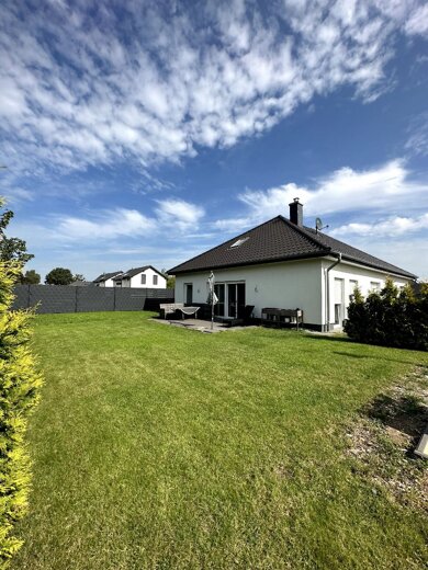 Bungalow zum Kauf provisionsfrei 425.000 € 6 Zimmer 179 m² 721 m² Grundstück Eldingen Eldingen 29351