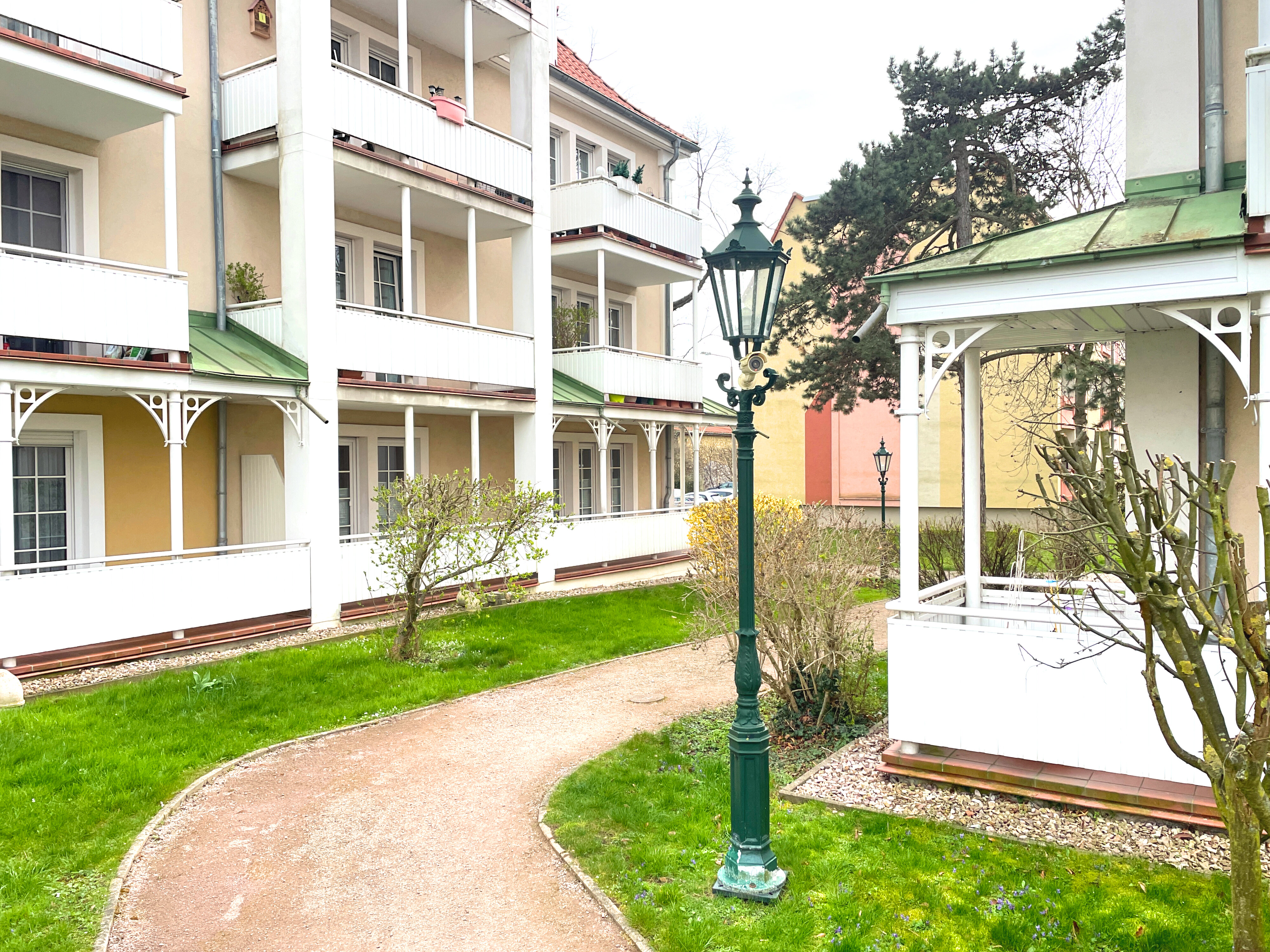 Wohnung zum Kauf 215.000 € 3 Zimmer 99 m²<br/>Wohnfläche Schönblick Weimar 99425