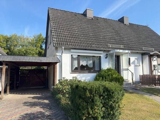 Doppelhaushälfte zum Kauf 249.000 € 3,5 Zimmer 76 m² 523 m² Grundstück Schwarzenbek 21493