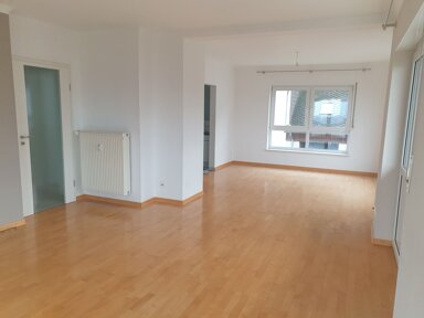 Wohnung zur Miete 900 € 3 Zimmer 98 m² Geschoss 1/2 Neustraße 11 Kenn 54344