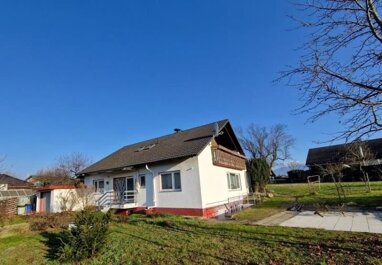 Einfamilienhaus zum Kauf 560.000 € 9,5 Zimmer 220,5 m² 1.091 m² Grundstück Neuenburg Neuenburg 79395