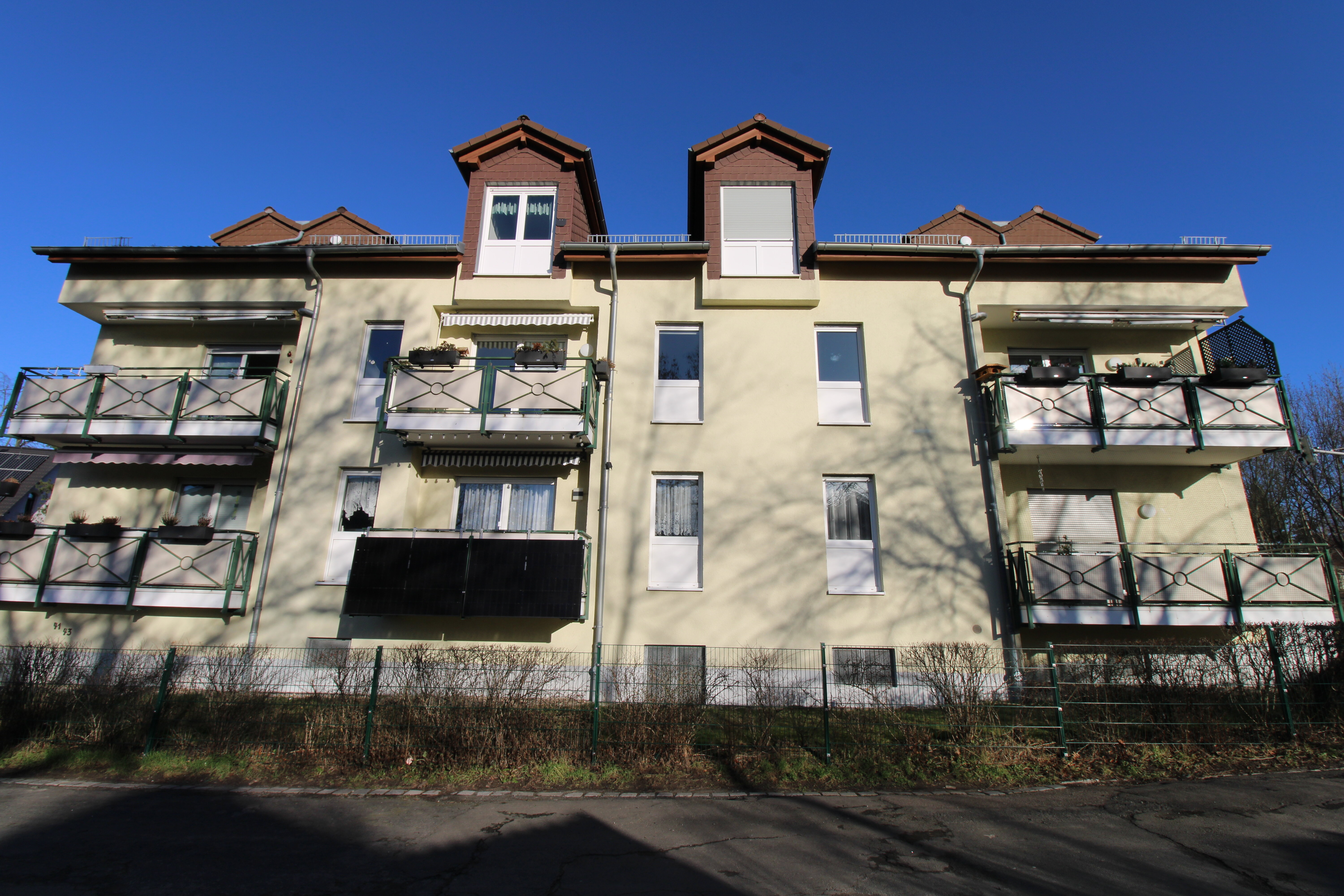 Wohnung zum Kauf provisionsfrei 239.000 € 3,5 Zimmer 95 m²<br/>Wohnfläche 2.<br/>Geschoss Thekla Leipzig 04349