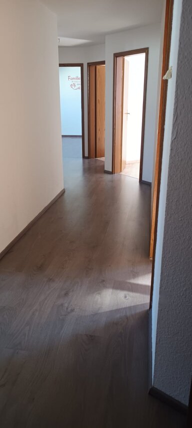 Wohnung zur Miete 300 € 3,5 Zimmer 75 m² 2. Geschoss frei ab sofort Elsterstr. 18 Adorf Adorf 08626