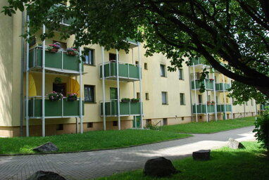 Wohnung zur Miete 300 € 3 Zimmer 53,5 m² 1. Geschoss Bahnstr. 57 Schönau 832 Chemnitz 09116