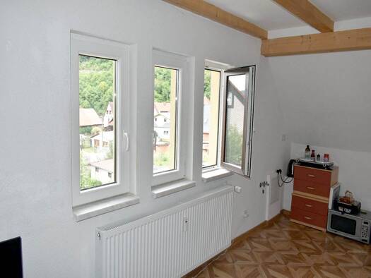 Mehrfamilienhaus zum Kauf 355.000 € 9 Zimmer 205,4 m² 382 m² Grundstück Meiningen 98617