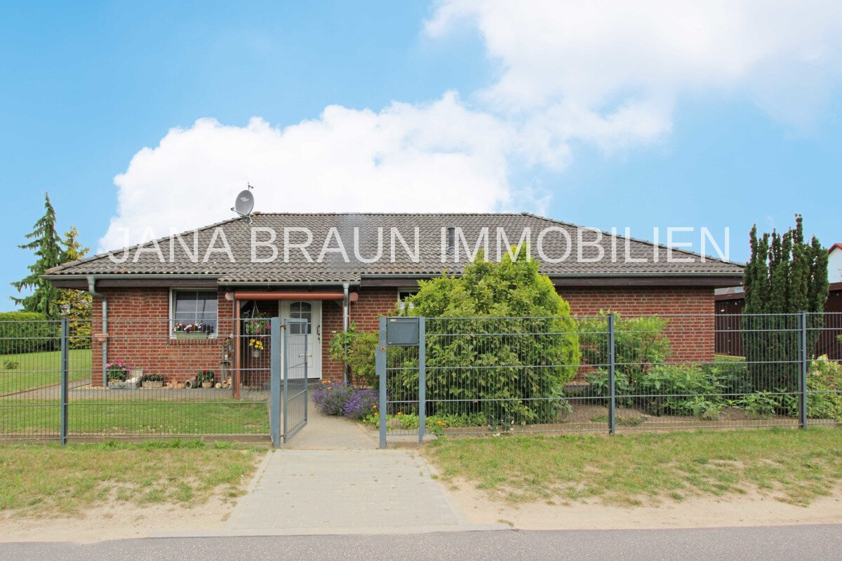 Einfamilienhaus zum Kauf 425.000 € 4 Zimmer 112,3 m²<br/>Wohnfläche 1.002 m²<br/>Grundstück Krummensee Werneuchen / Krummensee 16356