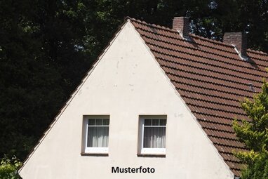 Einfamilienhaus zum Kauf Zwangsversteigerung 75.000 € 1 Zimmer 1 m² 1.322 m² Grundstück Allenbostel Hanstedt 29582