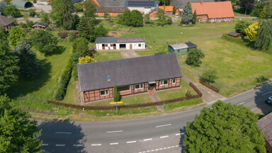 Mehrfamilienhaus zum Kauf 330.000 € 8 Zimmer 210 m² 4.756 m² Grundstück frei ab sofort Pannecke Pannecke Trebel 29494