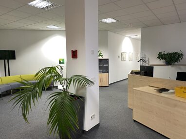 Bürogebäude zur Miete 10,50 € 314,9 m² Bürofläche teilbar ab 314,9 m² Buch Nürnberg 90425