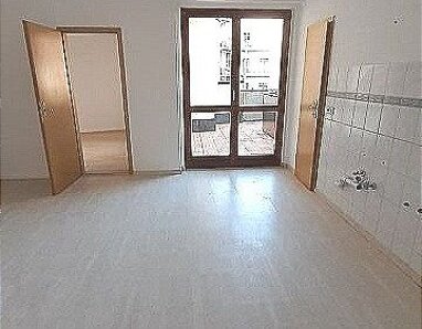 Wohnung zur Miete 500 € 3 Zimmer 93 m² 2. Geschoss Äußere Pauensche Straße 3 Schedewitz / Geinitzsiedlung 533 Zwickau 08056