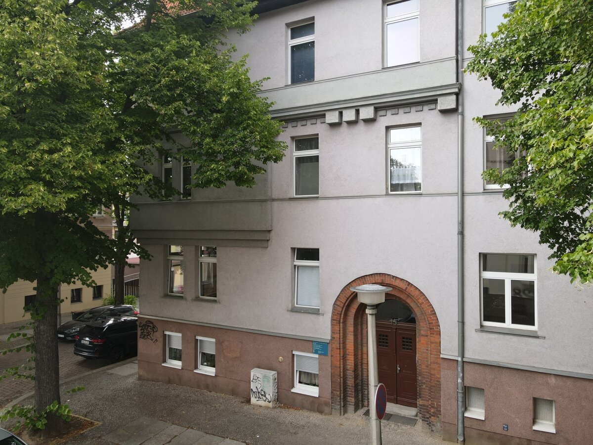 Wohnung zum Kauf 198.000 € 4 Zimmer 98 m²<br/>Wohnfläche 1.<br/>Geschoss Wegscheider Straße 15 Südliche Innenstadt Halle 06110