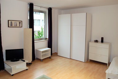 Wohnung zur Miete Wohnen auf Zeit 750 € 1,5 Zimmer 30 m² frei ab 01.08.2024 Unterbilk Düsseldorf 40217
