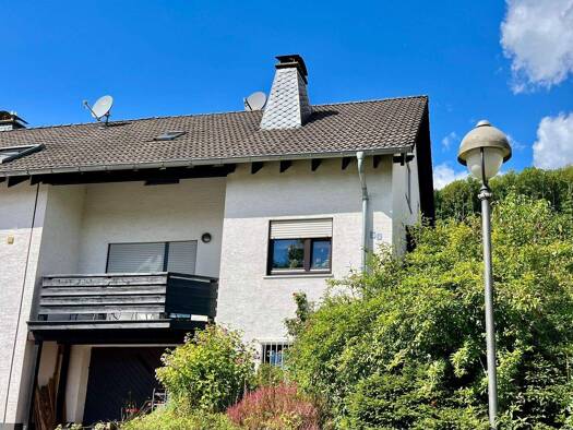 Doppelhaushälfte zum Kauf 239.000 € 5 Zimmer 108 m² 610 m² Grundstück Oesterau Plettenberg 58840
