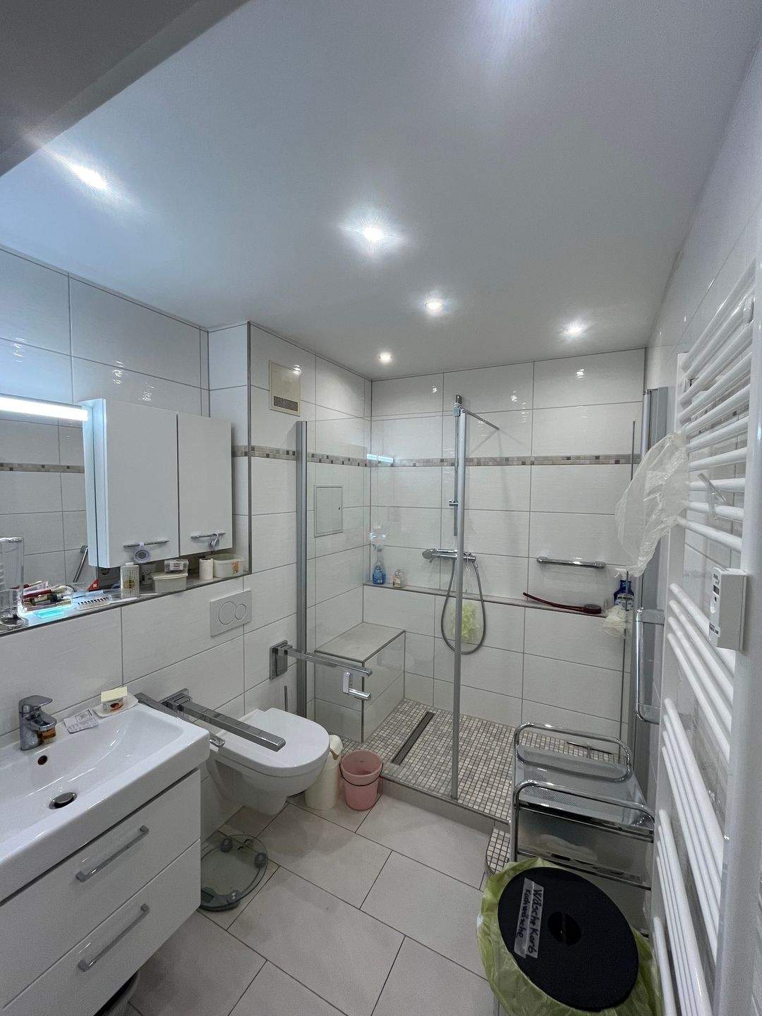 Rotenbühl - Kieselhumes, ruhige, gut geschnittene 3 ZKB Terrasse Wohnung zur Eigennutzung oder Kapitalanlage.