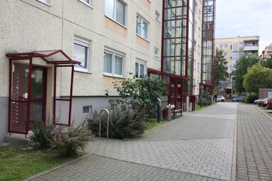 Wohnung zur Miete 312,02 € 2 Zimmer 56,7 m² 1. Geschoss frei ab 01.10.2024 Lärchenstraße 5 Lusan - Eichenstraße Gera 07549