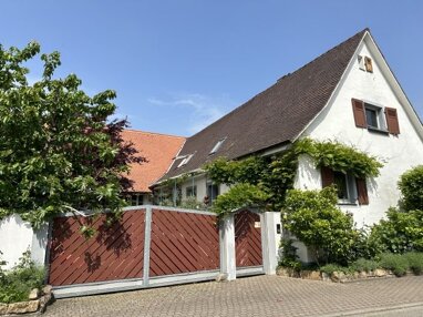 Einfamilienhaus zum Kauf 649.000 € 7 Zimmer 143 m² 426 m² Grundstück Mittlere Straße 1a Pfaffenweiler 79292
