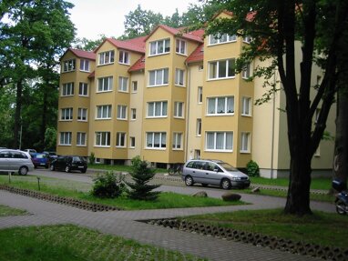 Wohnung zum Kauf 69.000 € 2 Zimmer 67,8 m² 2. Geschoss Bergstraße 27a Kochstedt 152 Dessau-Roßlau 06847