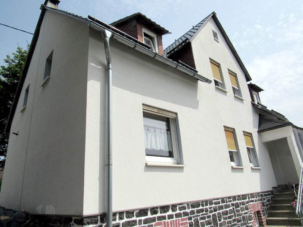 Einfamilienhaus zum Kauf 265.000 € 6 Zimmer 123 m²<br/>Wohnfläche 400 m²<br/>Grundstück Rennerod Rennerod 56477