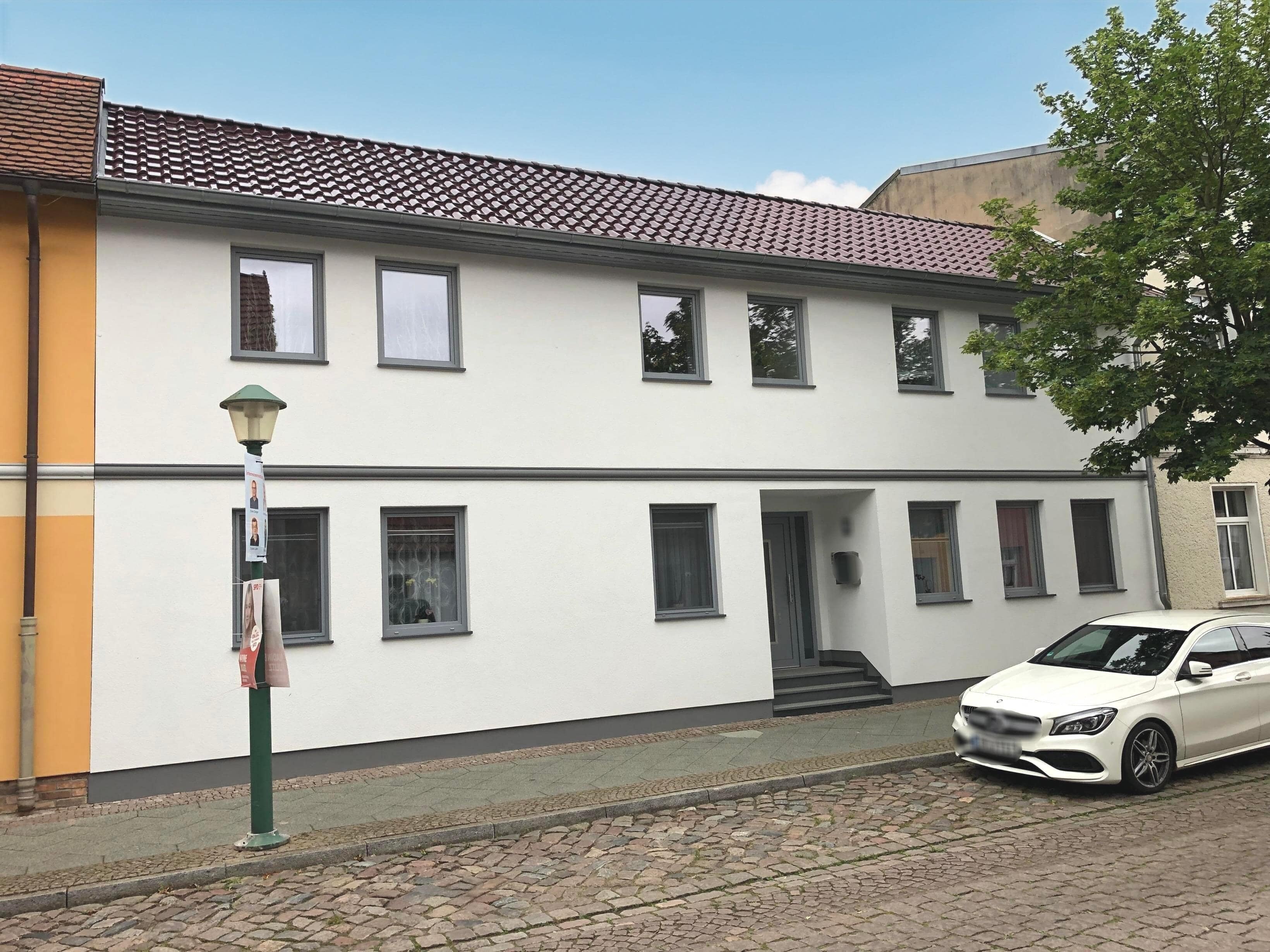 Reihenmittelhaus zum Kauf 365.000 € 8 Zimmer 258,8 m²<br/>Wohnfläche 484 m²<br/>Grundstück Demmin Demmin 17109