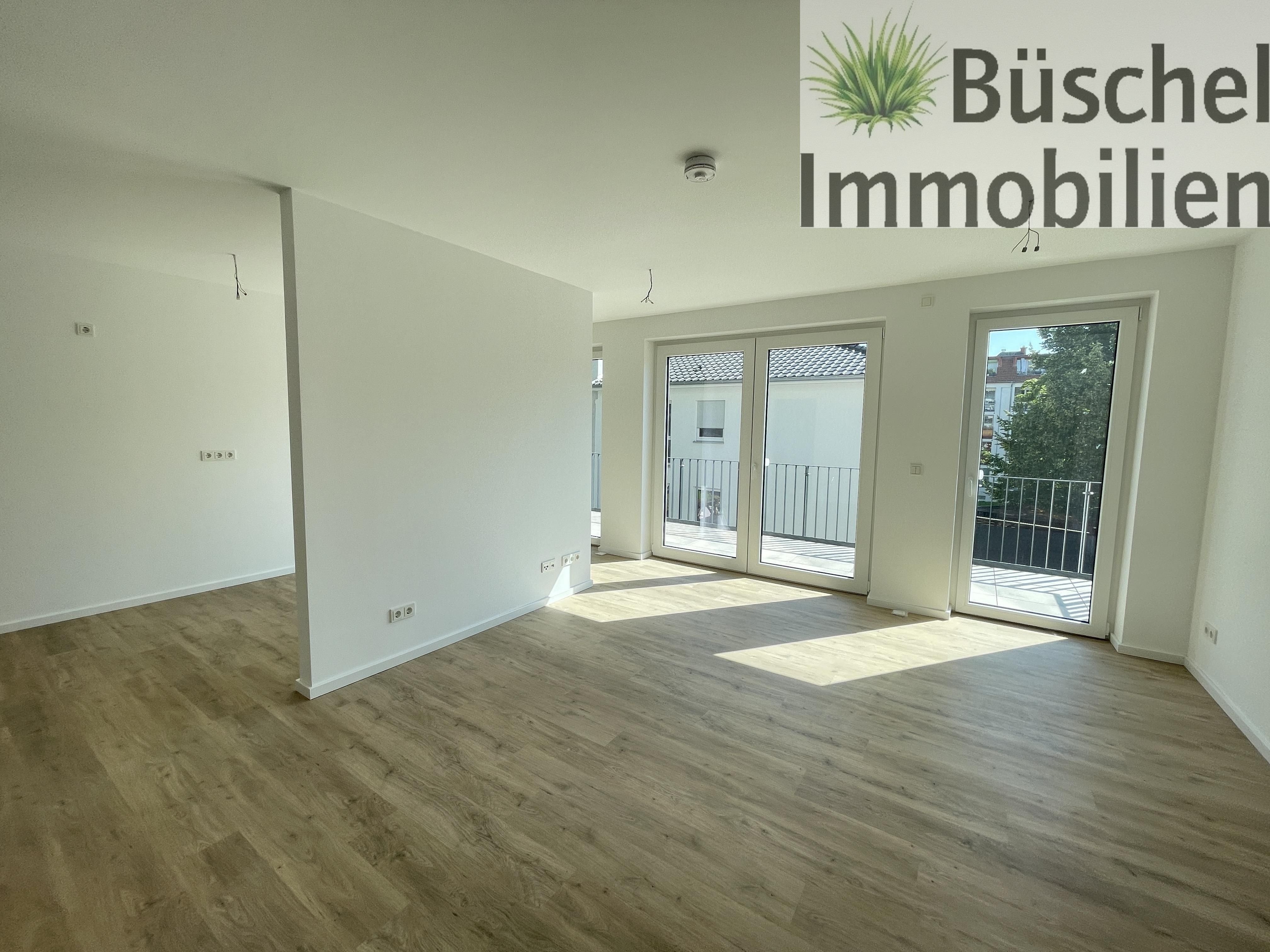 Wohnung zur Miete 785 € 2 Zimmer 66,7 m²<br/>Wohnfläche 2.<br/>Geschoss 01.12.2024<br/>Verfügbarkeit Abendstraße 18 Moritzplatz Magdeburg 39124