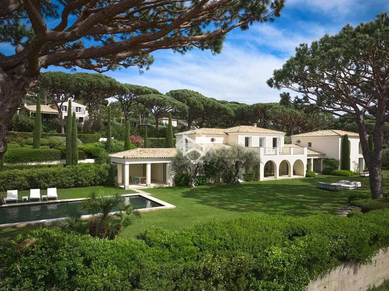 Villa zur Miete provisionsfrei 340.000 € 7 Zimmer 346 m²<br/>Wohnfläche 5.000 m²<br/>Grundstück Zone Est Diffuse Saint-Tropez 83990