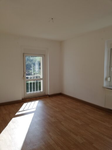 Wohnung zur Miete 300 € 3 Zimmer 61,5 m² 1. Geschoss Altenburger Str. 124 und 126 Naundorf Gößnitz 04639