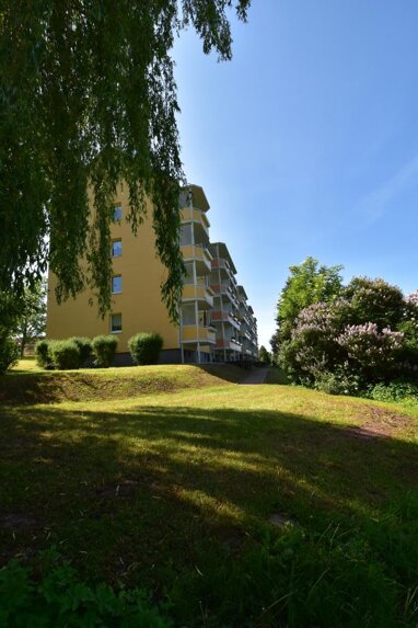 Wohnung zur Miete 255 € 2 Zimmer 41,5 m² 3. Geschoss frei ab sofort Fritz-Heckert-Siedlung 14 Hohenstein-Ernstthal Hohenstein-Ernstthal 09337