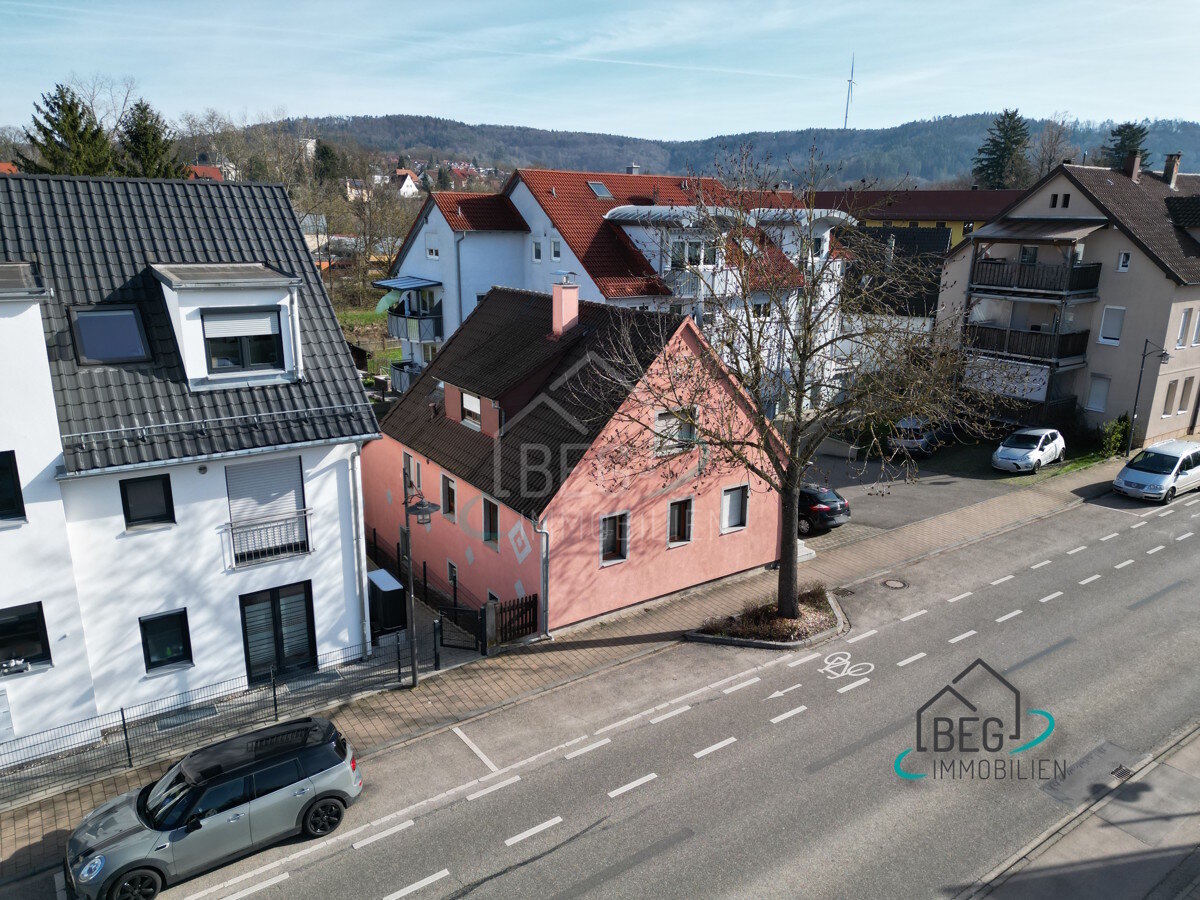 Einfamilienhaus zum Kauf 279.000 € 8 Zimmer 142 m²<br/>Wohnfläche 273 m²<br/>Grundstück Gaildorf Gaildorf 74405