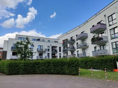 Wohnung zur Miete 700 € 3 Zimmer 90 m² frei ab sofort Otto-Siege-Straße 17 Am Schloß Ahrensburg 22926