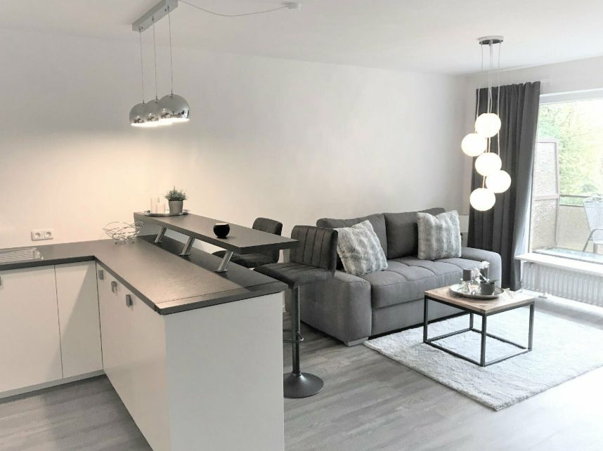 Wohnung zur Miete Wohnen auf Zeit 1.340 € 1 Zimmer 48 m²<br/>Wohnfläche 01.01.2025<br/>Verfügbarkeit Jenfeld Hamburg 22043