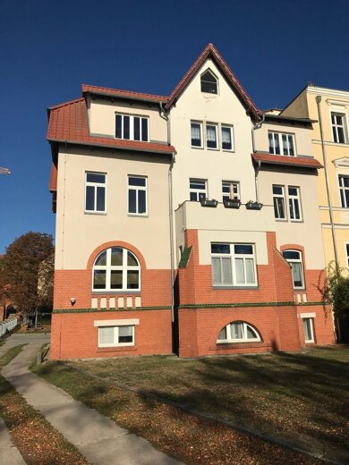 Mehrfamilienhaus zum Kauf provisionsfrei 809.000 € 14 Zimmer 426,8 m² 1.000 m² Grundstück frei ab 01.04.2025 Prenzlau Prenzlau 17291