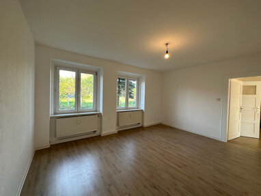 Wohnung zur Miete 310 € 3 Zimmer 65,6 m² Erdgeschoss Löbau Löbau 02708