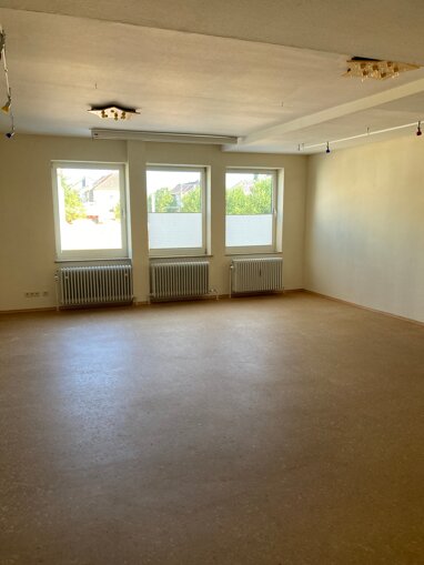 Wohnung zur Miete 700 € 4 Zimmer 140 m² Schubertstr. 1-3 Dillingen Dillingen/Saar 66763