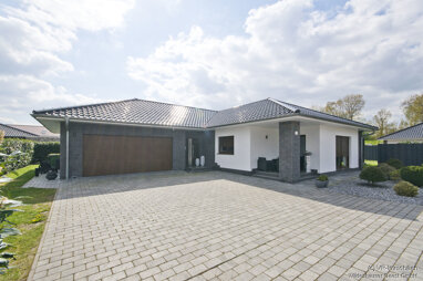 Einfamilienhaus zum Kauf 420.000 € 4 Zimmer 144 m² 824 m² Grundstück Ahlhorn Großenkneten 26197