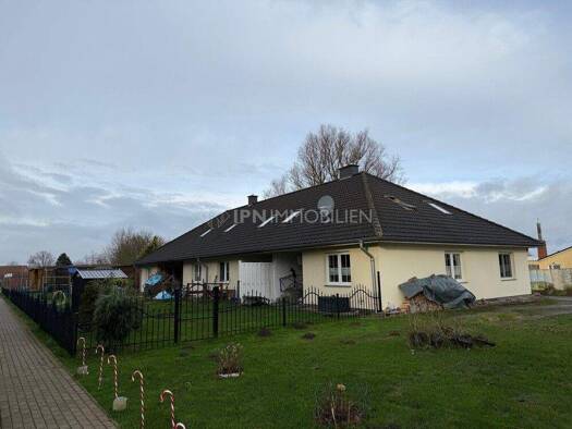 Wohnung zur Miete 884 € 2 Zimmer 68 m² 1. Geschoss frei ab 01.02.2026 Nienhagen Rostock / Nienhagen 18146