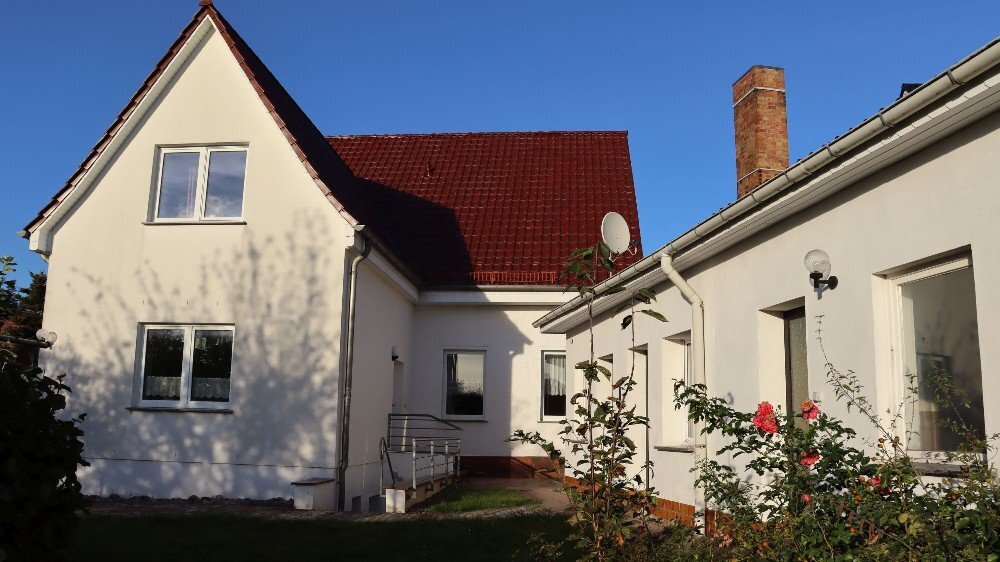Einfamilienhaus zum Kauf 259.000 € 8 Zimmer 190 m² 1.460 m² Grundstück Lindenstraße Eggesin Eggesin 17367