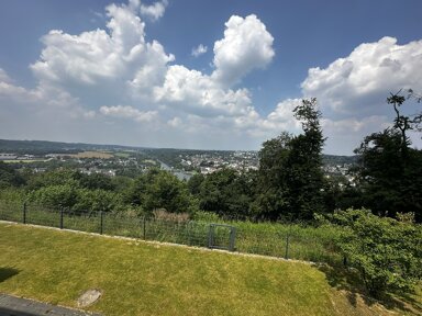 Mehrfamilienhaus zur Zwangsversteigerung provisionsfrei als Kapitalanlage geeignet 2.619.000 € 19 Zimmer 1.238 m² 2.170 m² Grundstück Kettwig Essen 45219