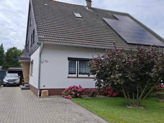 Doppelhaushälfte zum Kauf 232.000 € 4 Zimmer 112,1 m² 500 m² Grundstück Schortens 26419