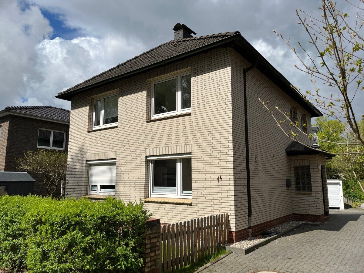 Mehrfamilienhaus zum Kauf 549.500 € 6 Zimmer 116 m²<br/>Wohnfläche 214 m²<br/>Grundstück Stellingen Hamburg 22525