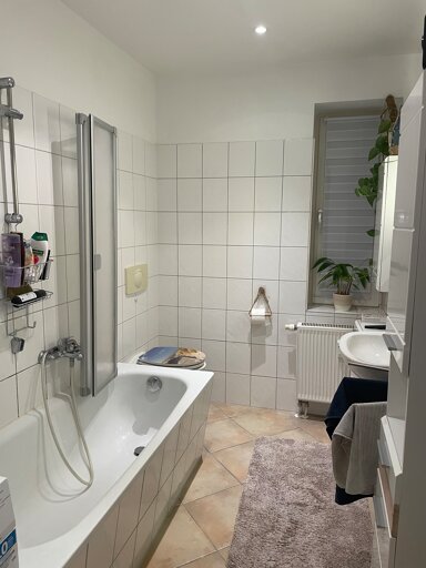 Wohnung zur Miete 450 € 2 Zimmer 60,4 m² 1. Geschoss Otto-von-Guericke Straße 46a Hasselbachplatzviertel Magdeburg 39104