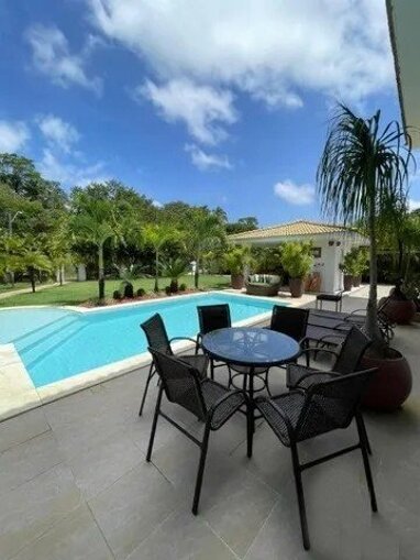 Einfamilienhaus zum Kauf 640.000 € 5 Zimmer 539 m² 3.000 m² Grundstück Lauro de Freitas 42712901