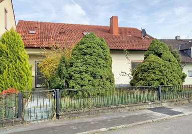 Doppelhaushälfte zum Kauf 95.000 € 3 Zimmer 90,6 m² 581 m² Grundstück frei ab sofort Fechenbach Collenberg 97903